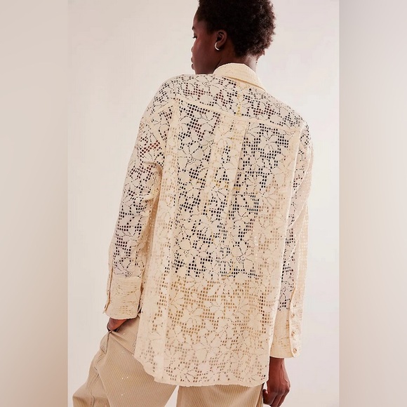NWT Free People In Your Dreams Lace Button-Up Shirt in Tea Size Medium - Picture 10 of 10